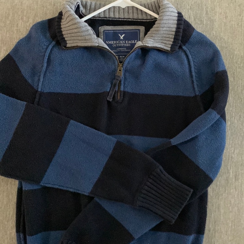 American eagle zip up sweater.